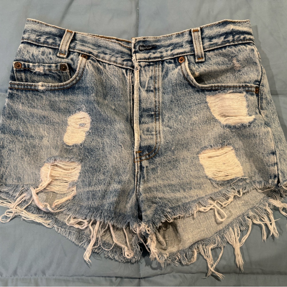 Levi’s distressed denim shorts
